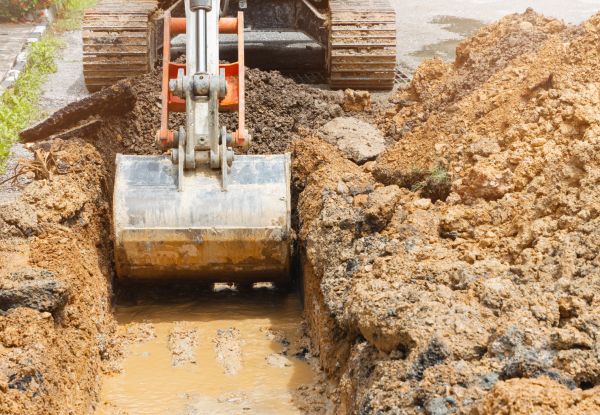 Water Line Digging in Knoxville